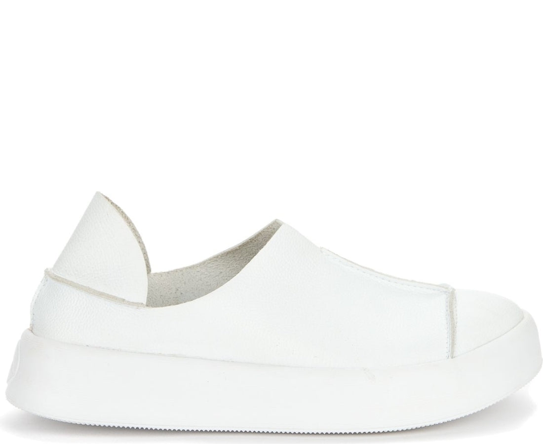 leisure shoes