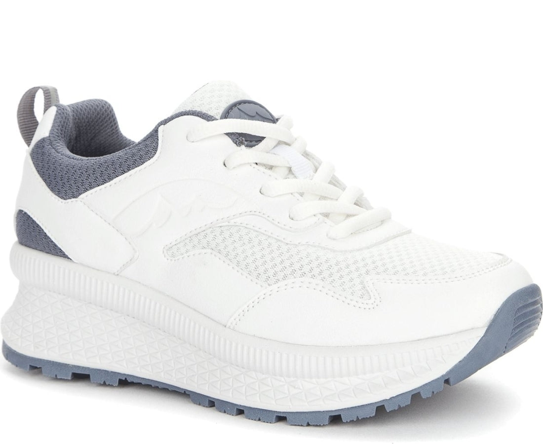 white casual closed sneakers