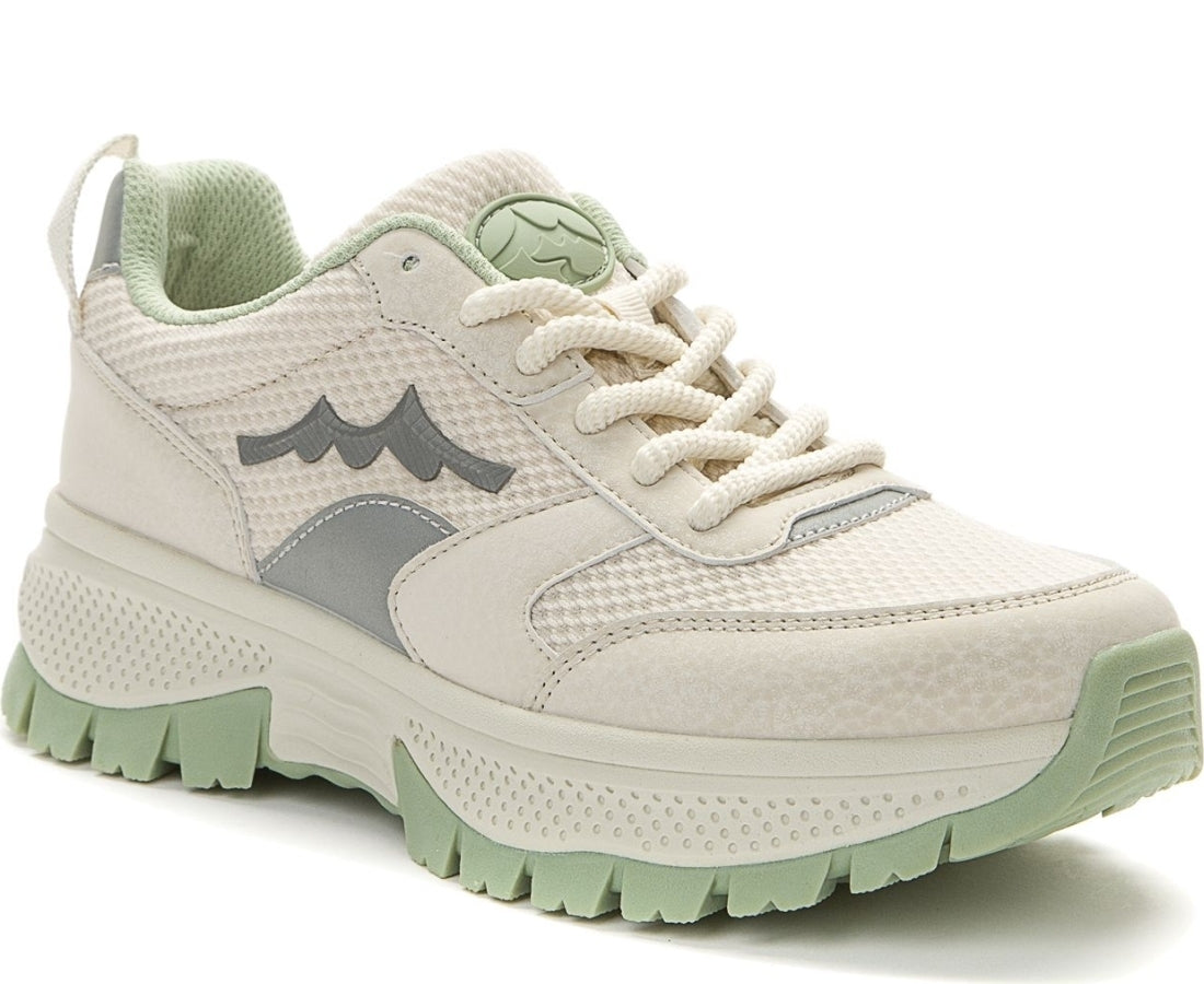 white casual closed sneakers