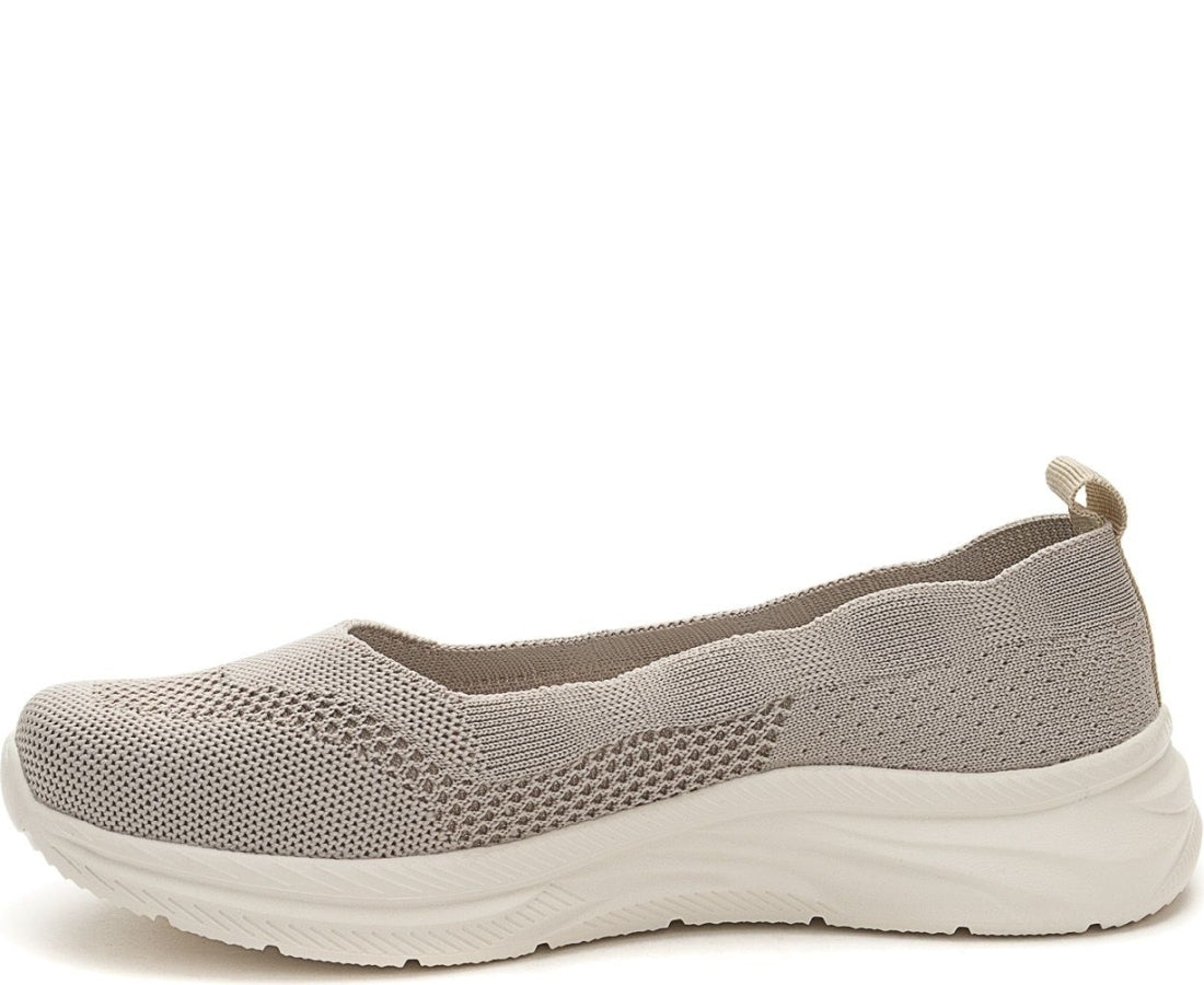 grey casual closed ballerinas
