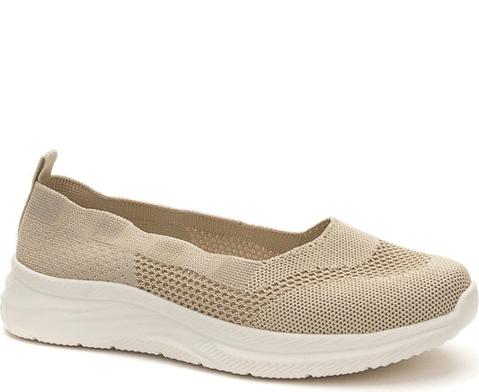 beige casual closed ballerinas