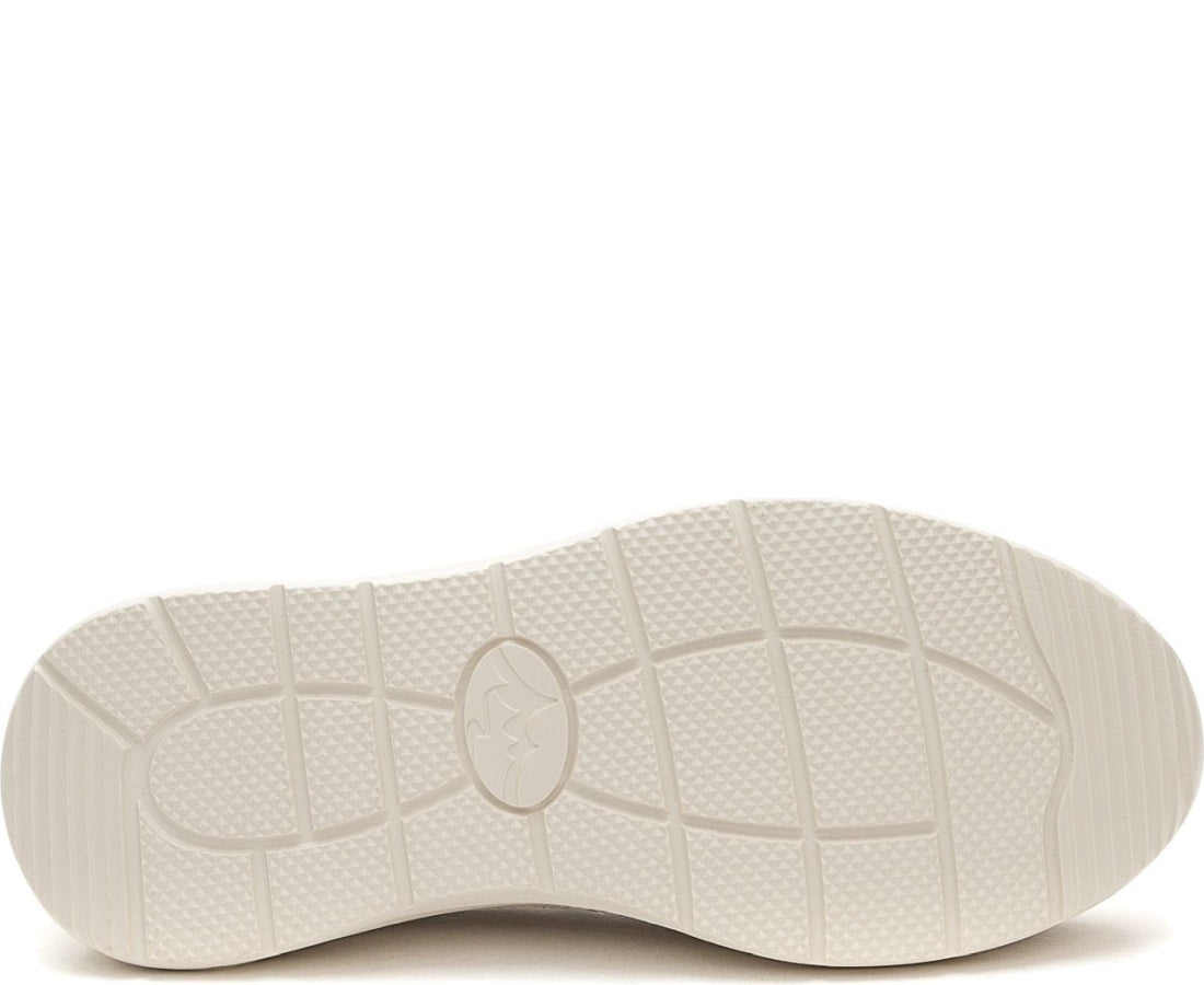 beige casual closed ballerinas