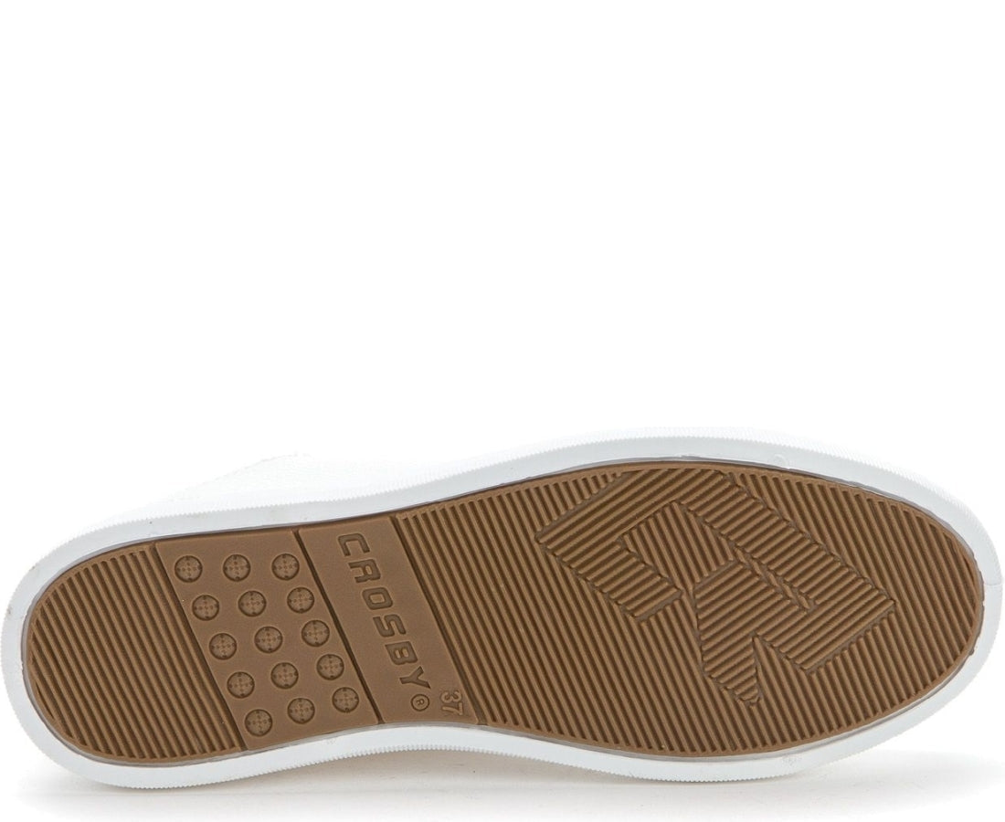 white casual closed sneakers
