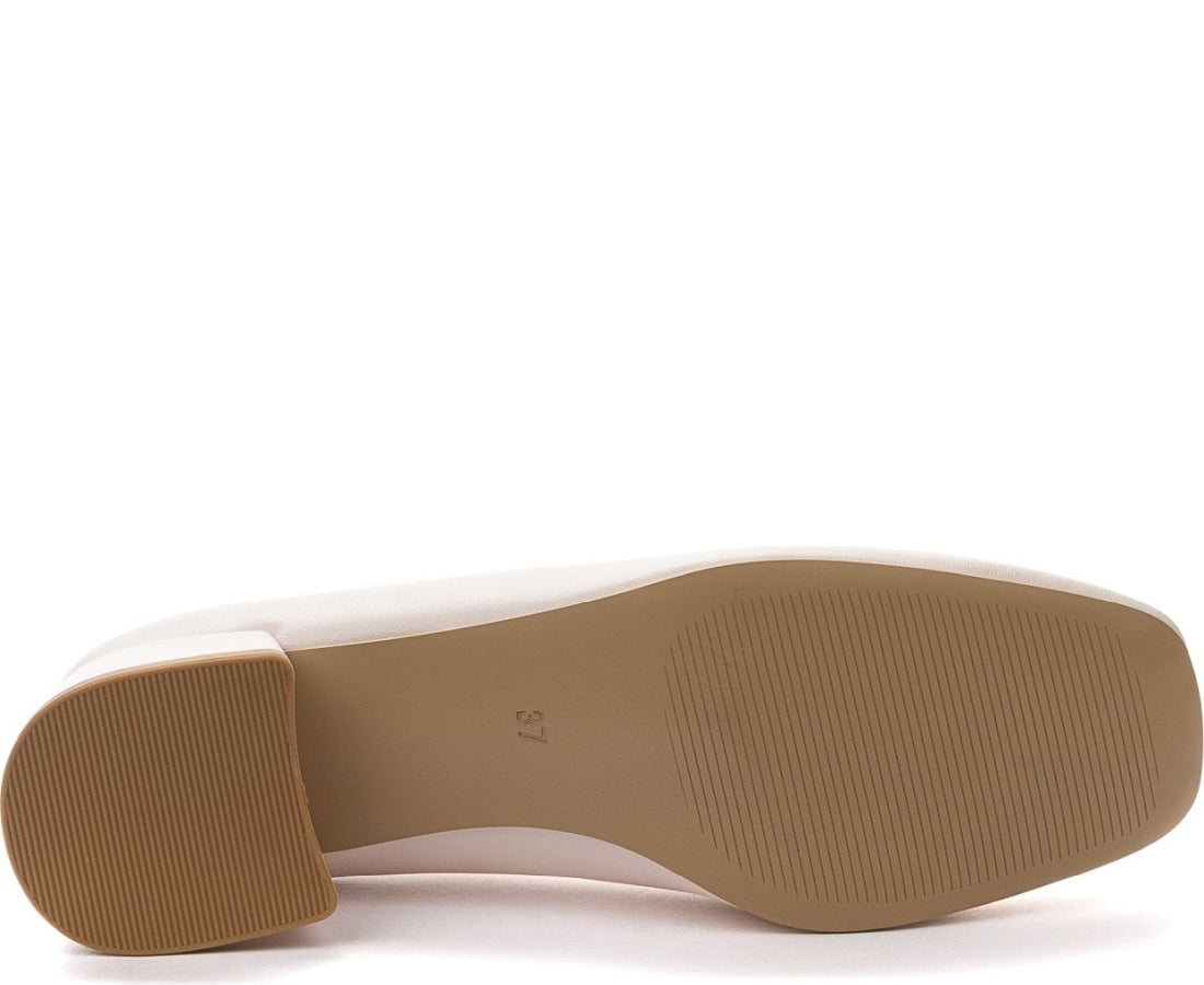 pink elegant closed formal shoes