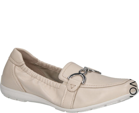 beige casual closed mocasins