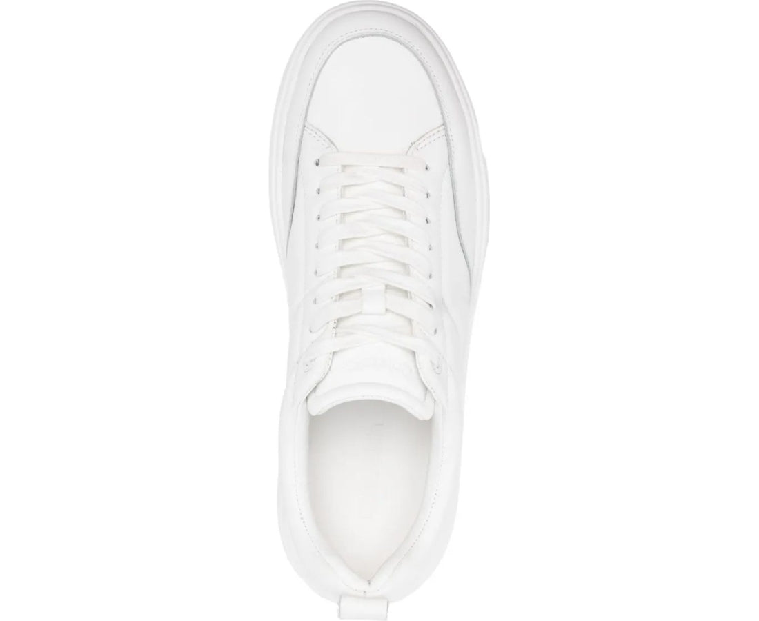 low top lace up knit sneaker