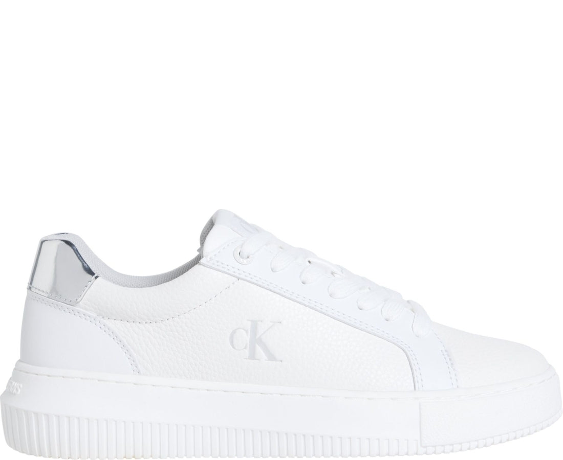 chunky cupsole low top sneaker