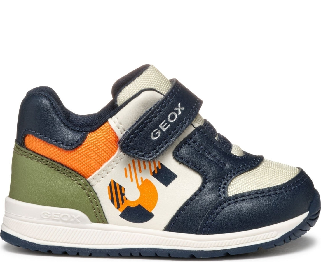 rishon leisure trainers