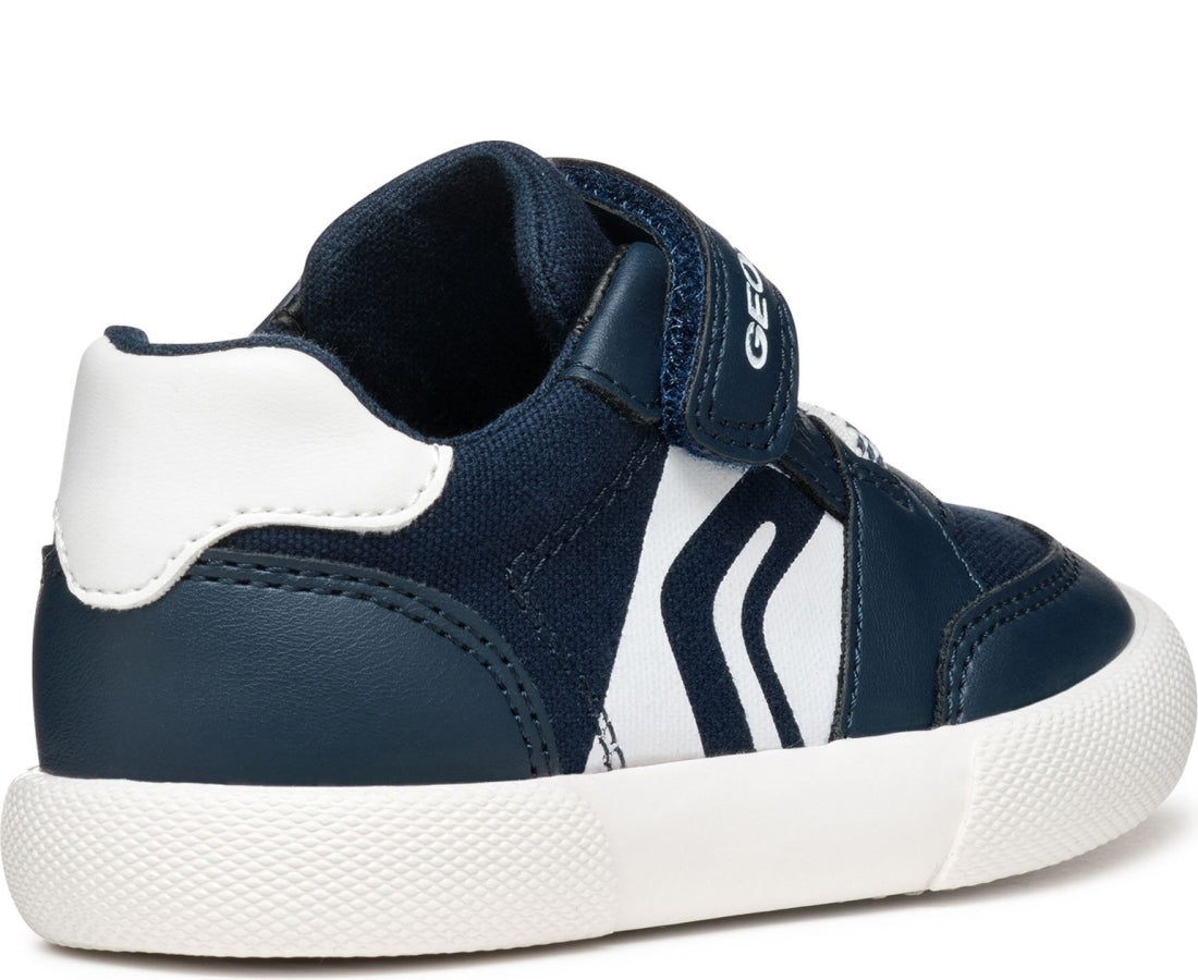 gisli leisure trainers