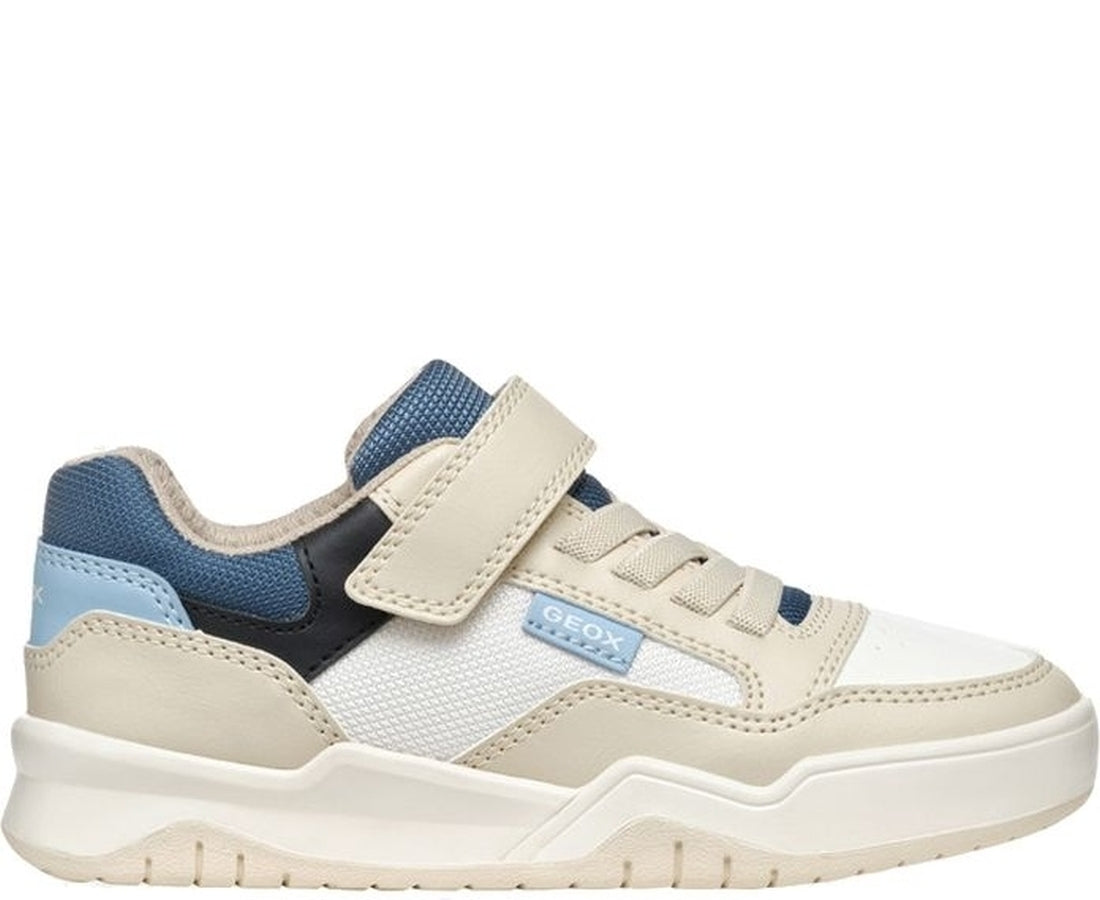 perth leisure trainers