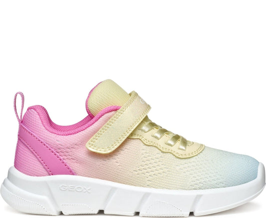 aril leisure trainers