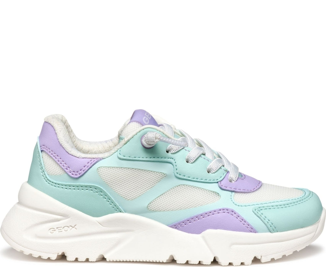 loftus leisure trainers