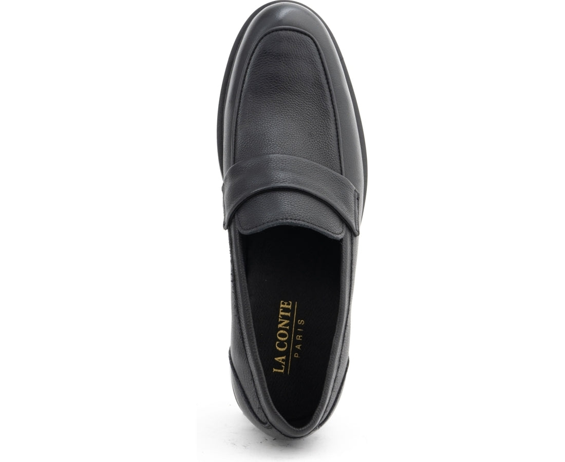 black casual closed loafers