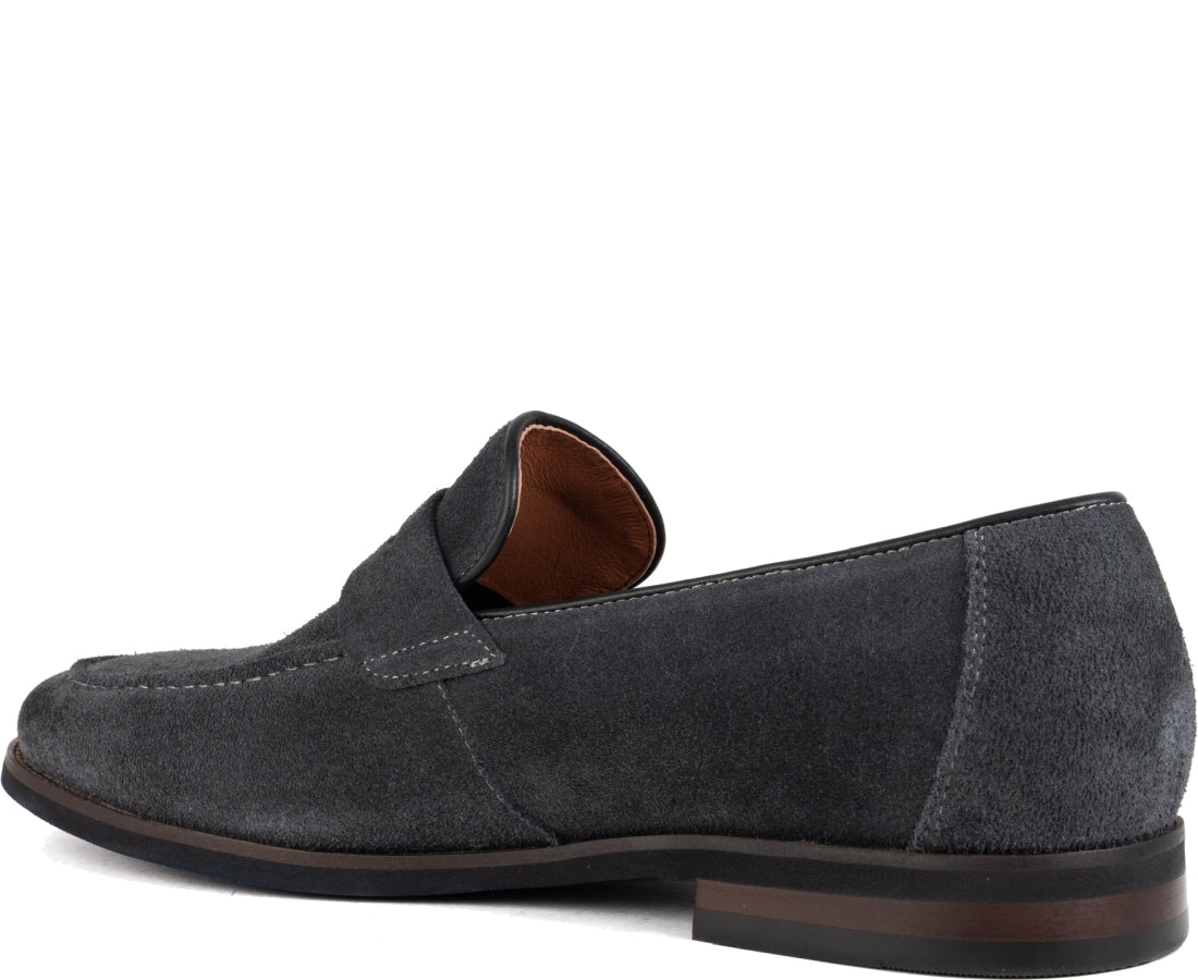 dark grey casual closed loafers