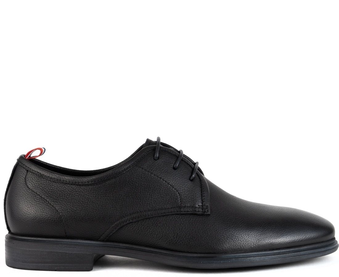 black casual closed formal