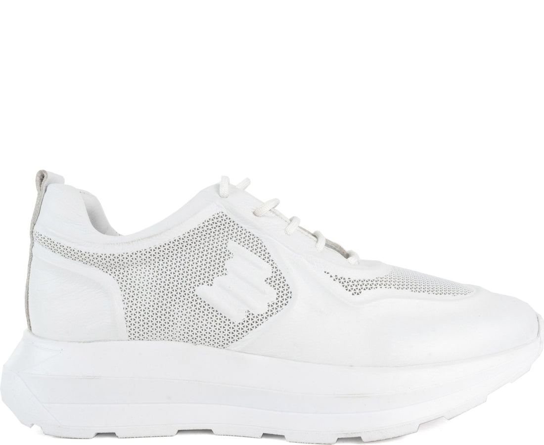 leisure trainers white