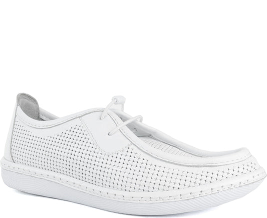 white casual closed mocasins