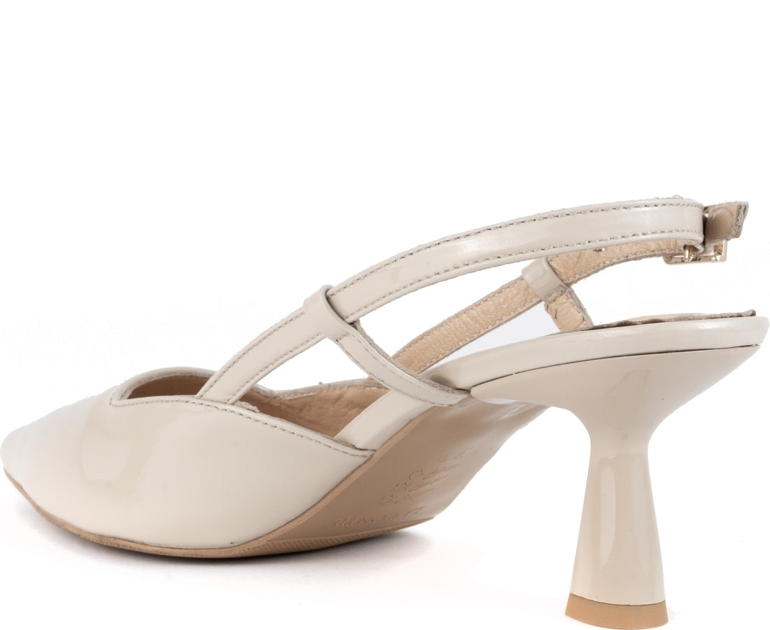 beige classic part-open pumps