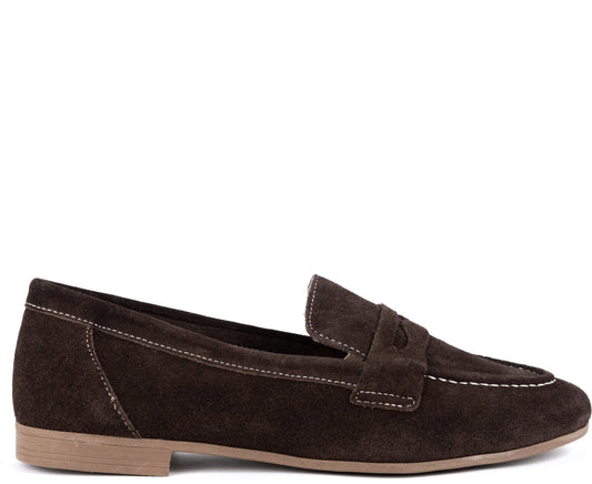 brown classic closed loafers