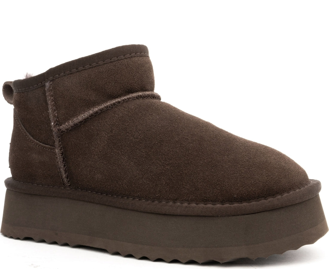 dark brown casual closed warm boots