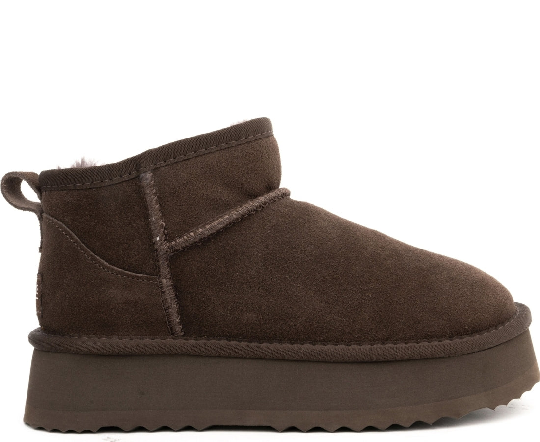 dark brown casual closed warm boots