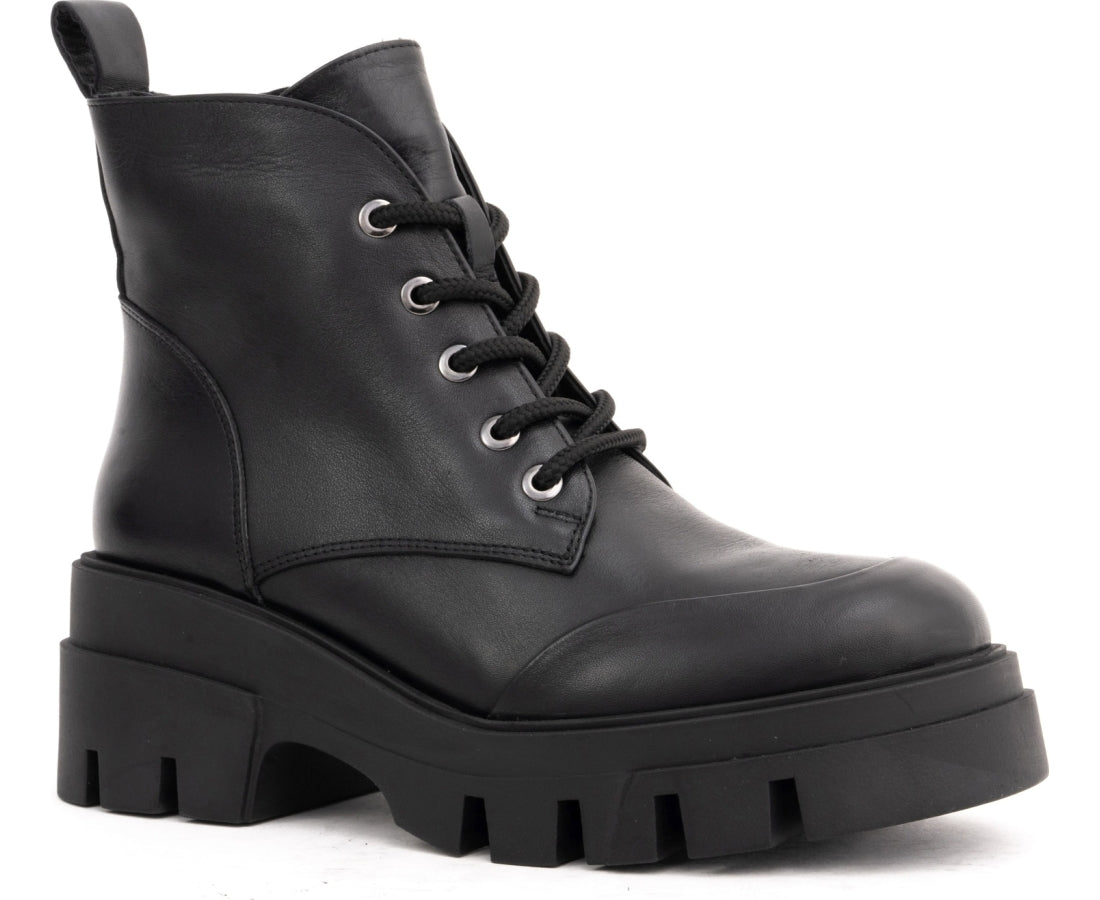 black casual closed booties