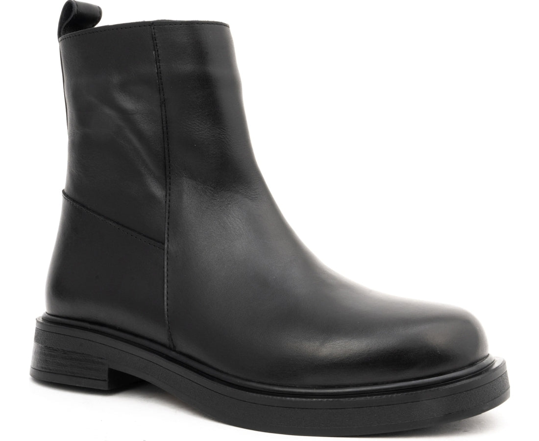black casual closed booties