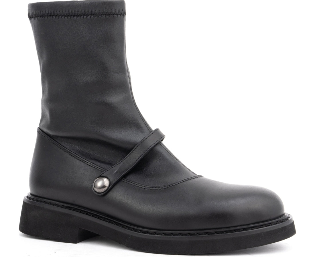 black casual closed booties