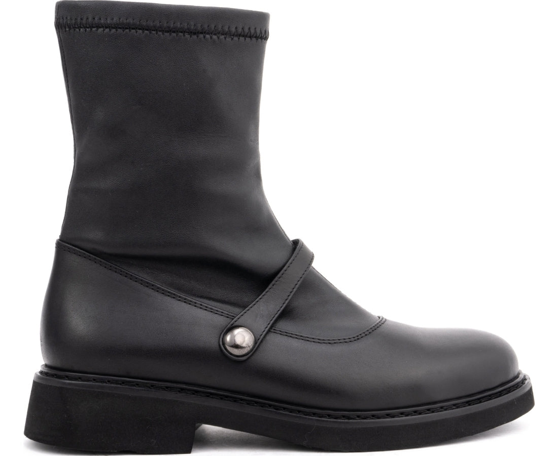 black casual closed booties