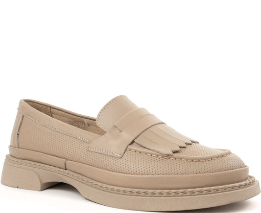 beige casual closed loafers