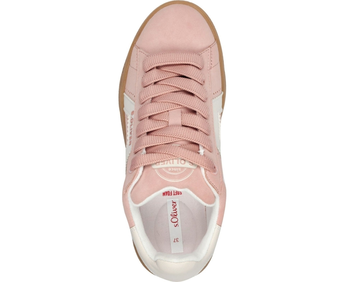 women laceup trainers