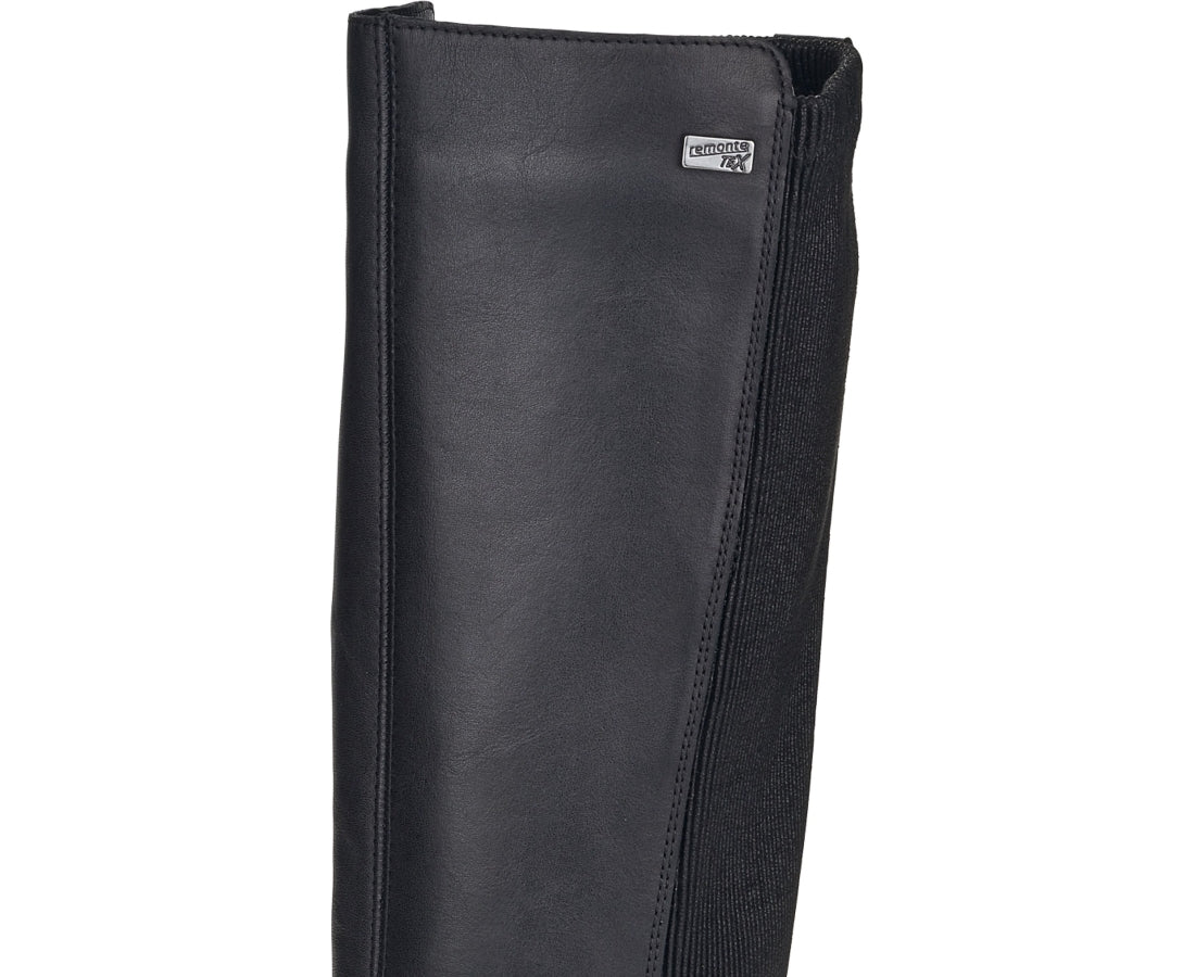 black casual closed boots