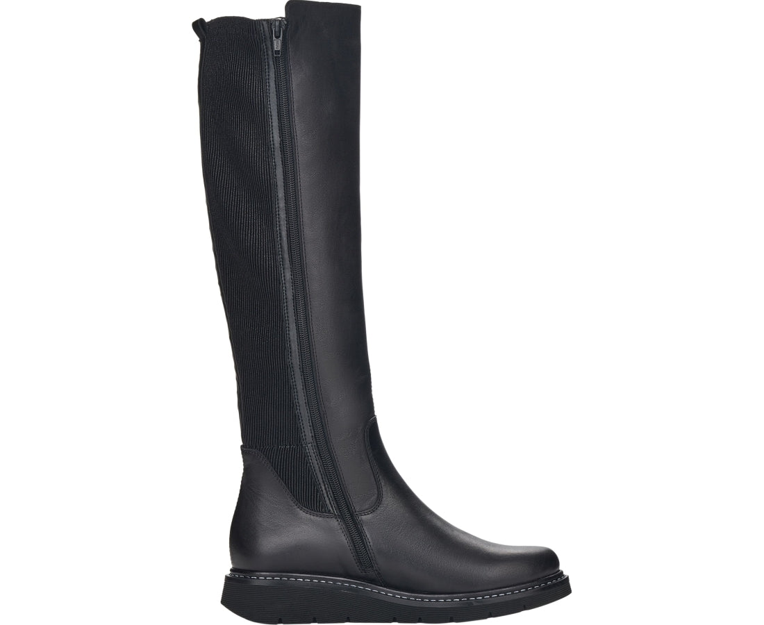 black casual closed boots