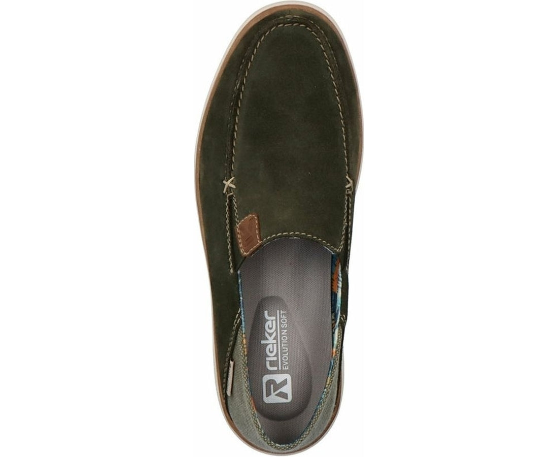 green casual closed mocasins