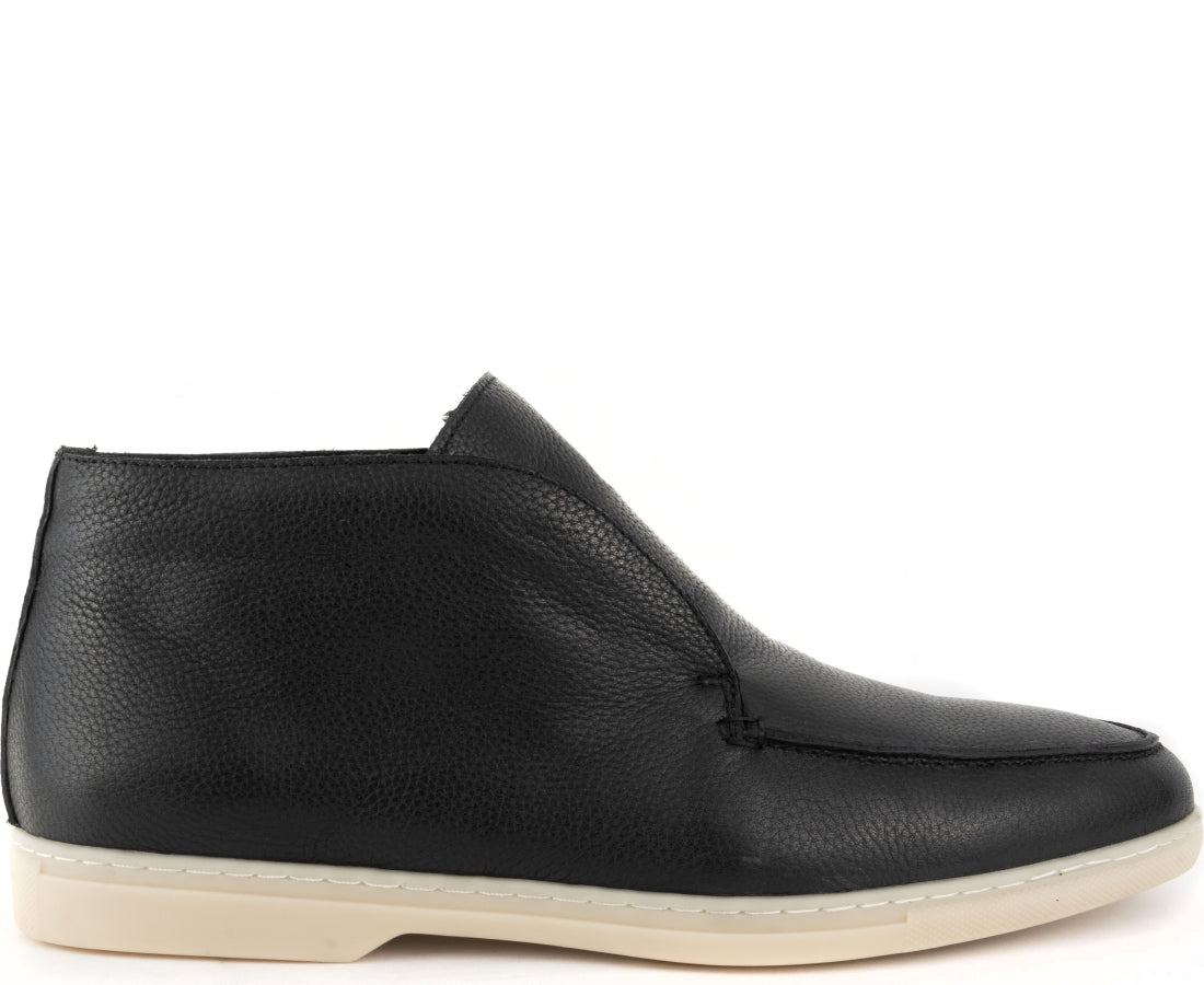 leisure shoes black