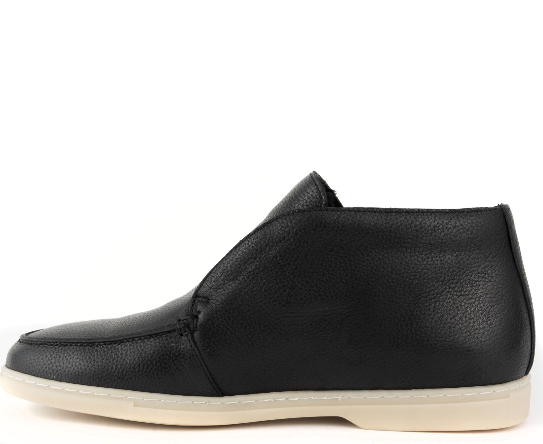 leisure shoes black