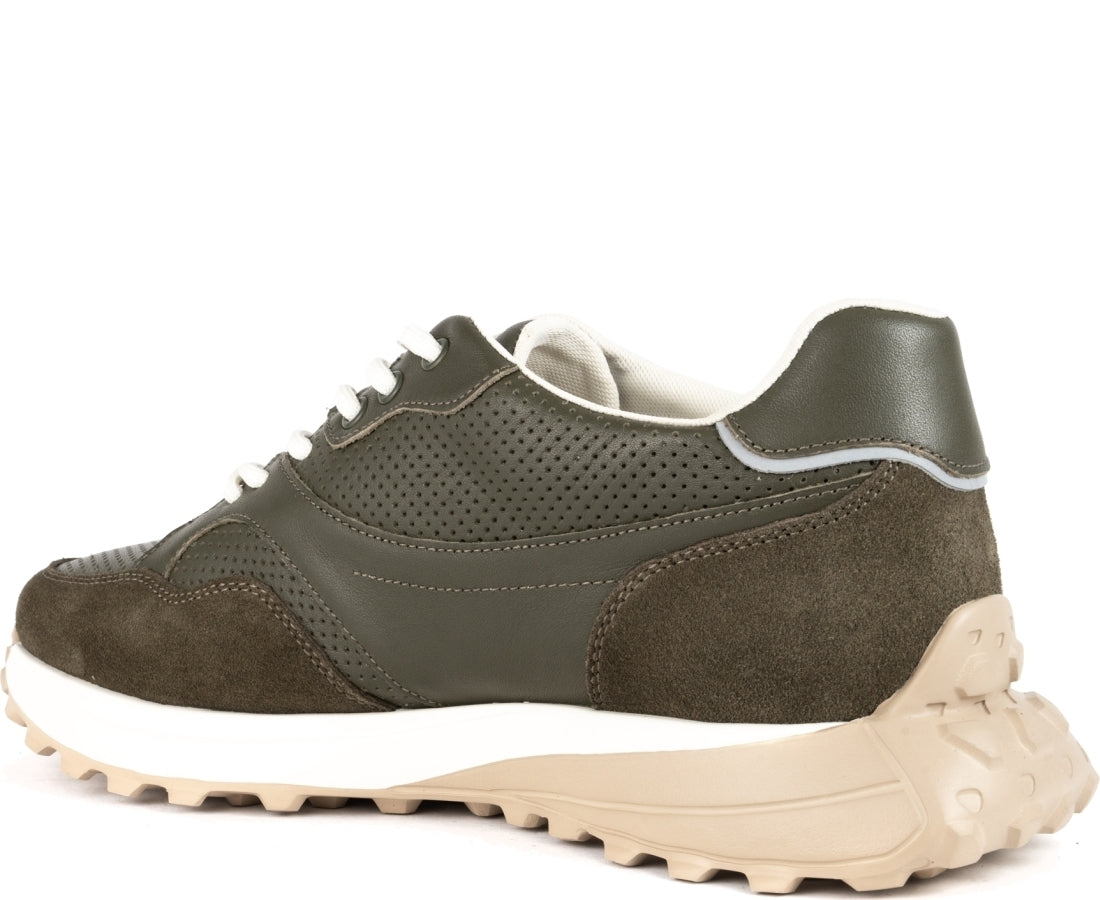 leisure trainers