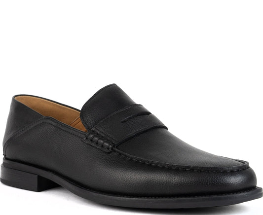 black casual closed loafers
