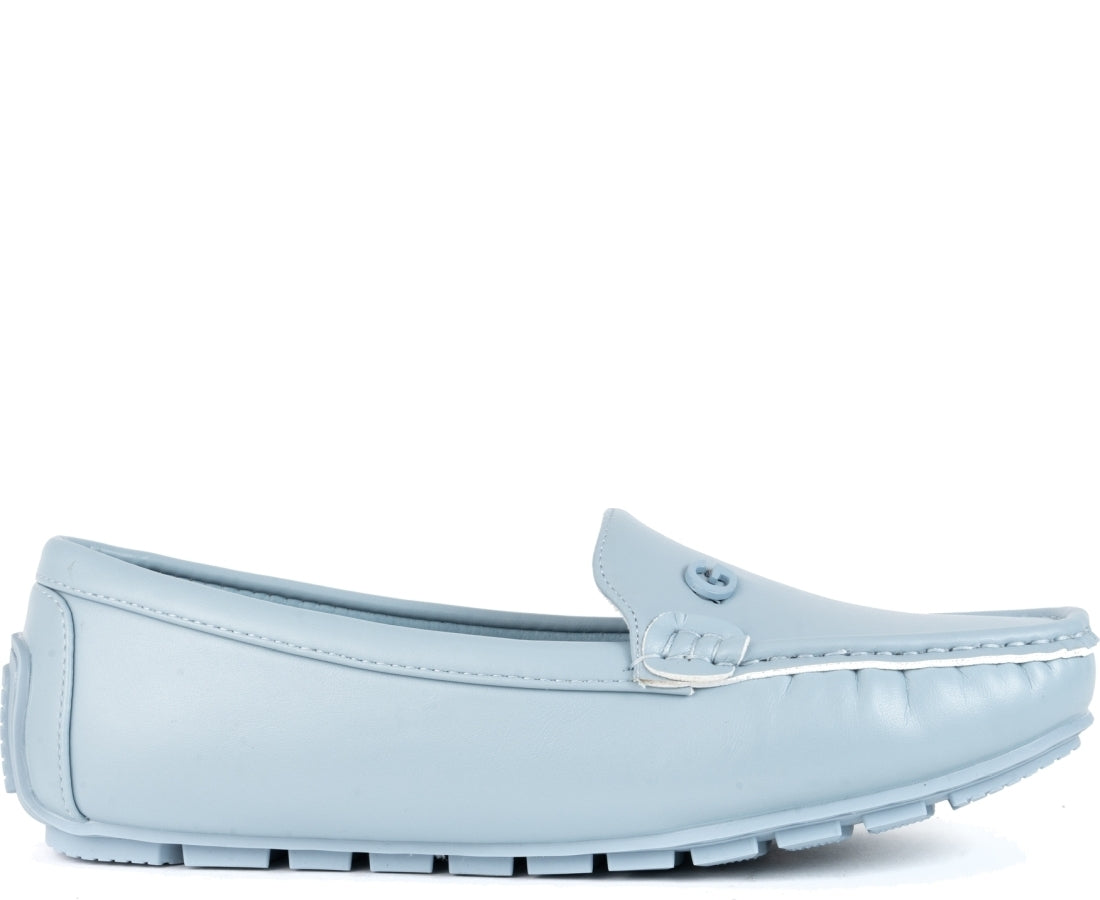 blue closed mocassins