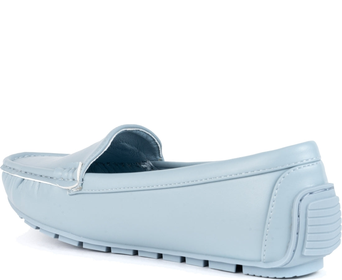 blue closed mocassins