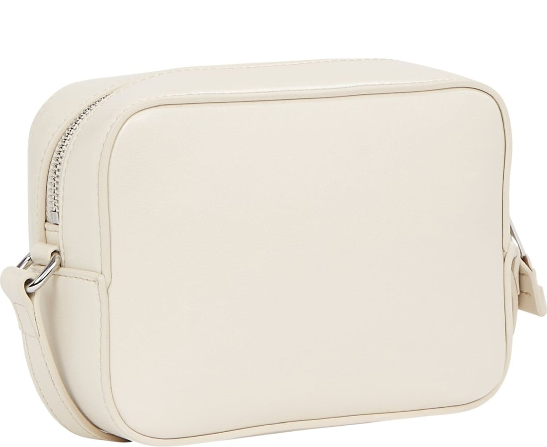 ess must camera bag