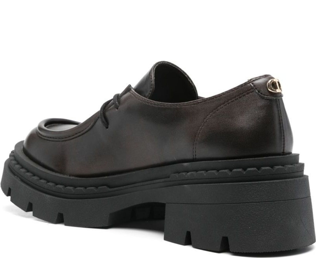 lace-ups with oval t loafers