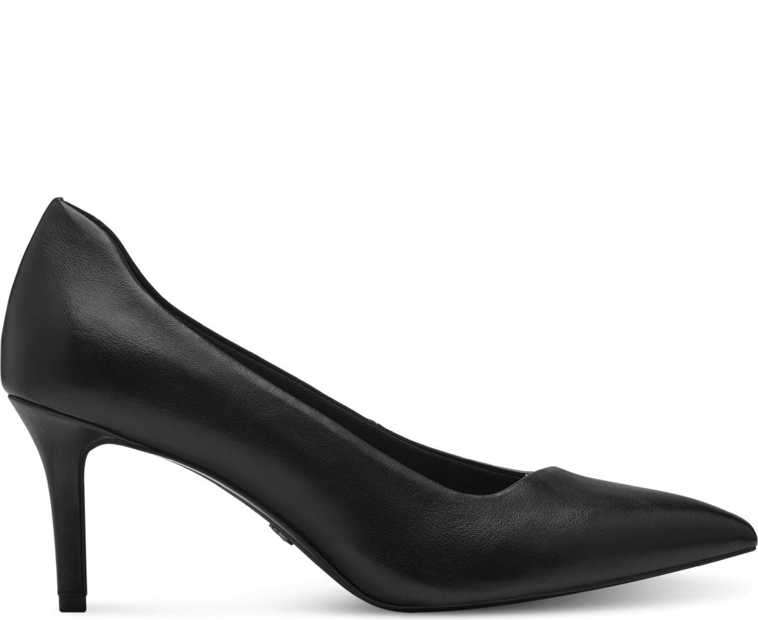 black elegant closed pumps