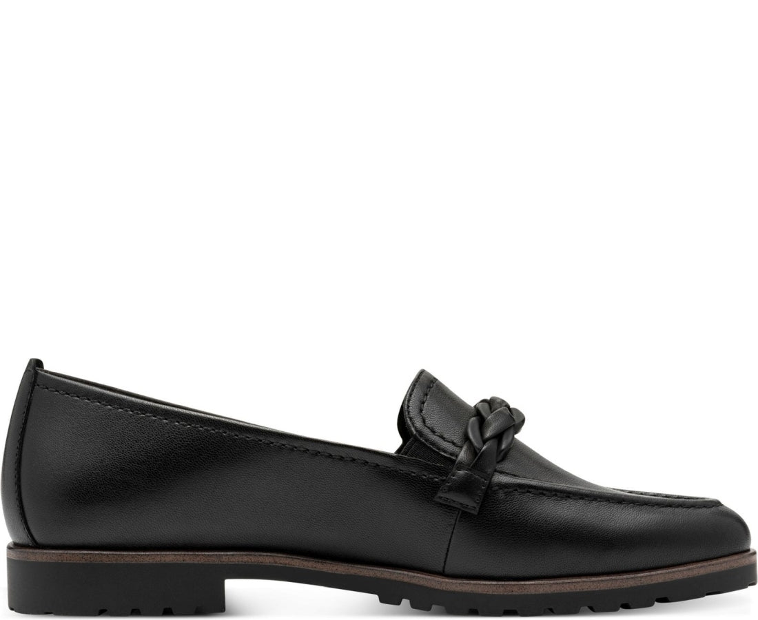black casual closed slipper