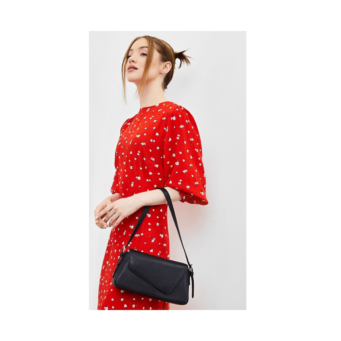 black casual shoulder bag