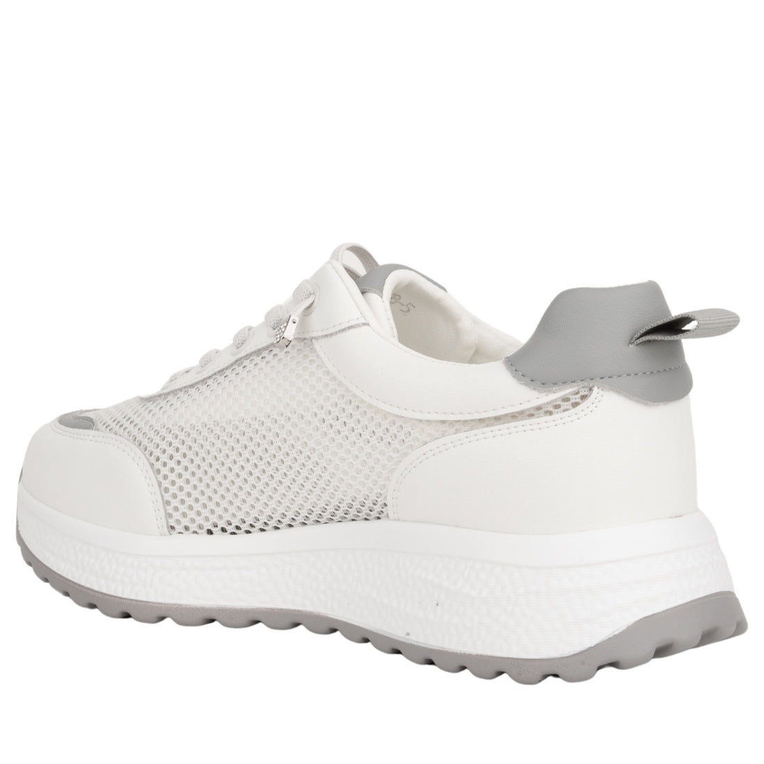 white casual closed sneakers