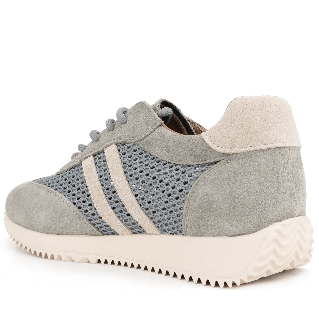grey casual closed sneakers