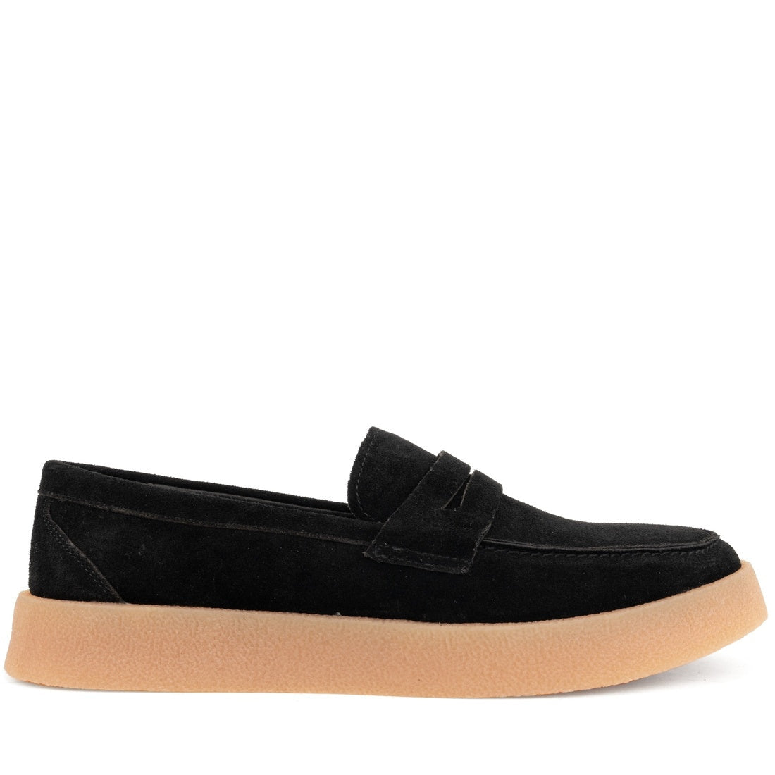 black casual closed mocasins
