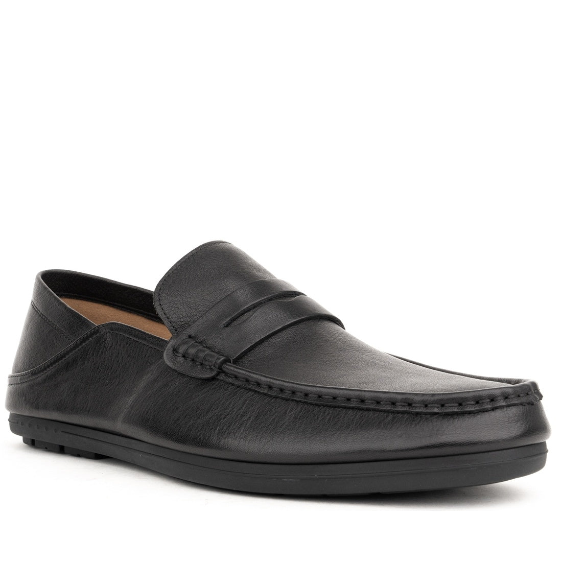 black casual closed mocasins