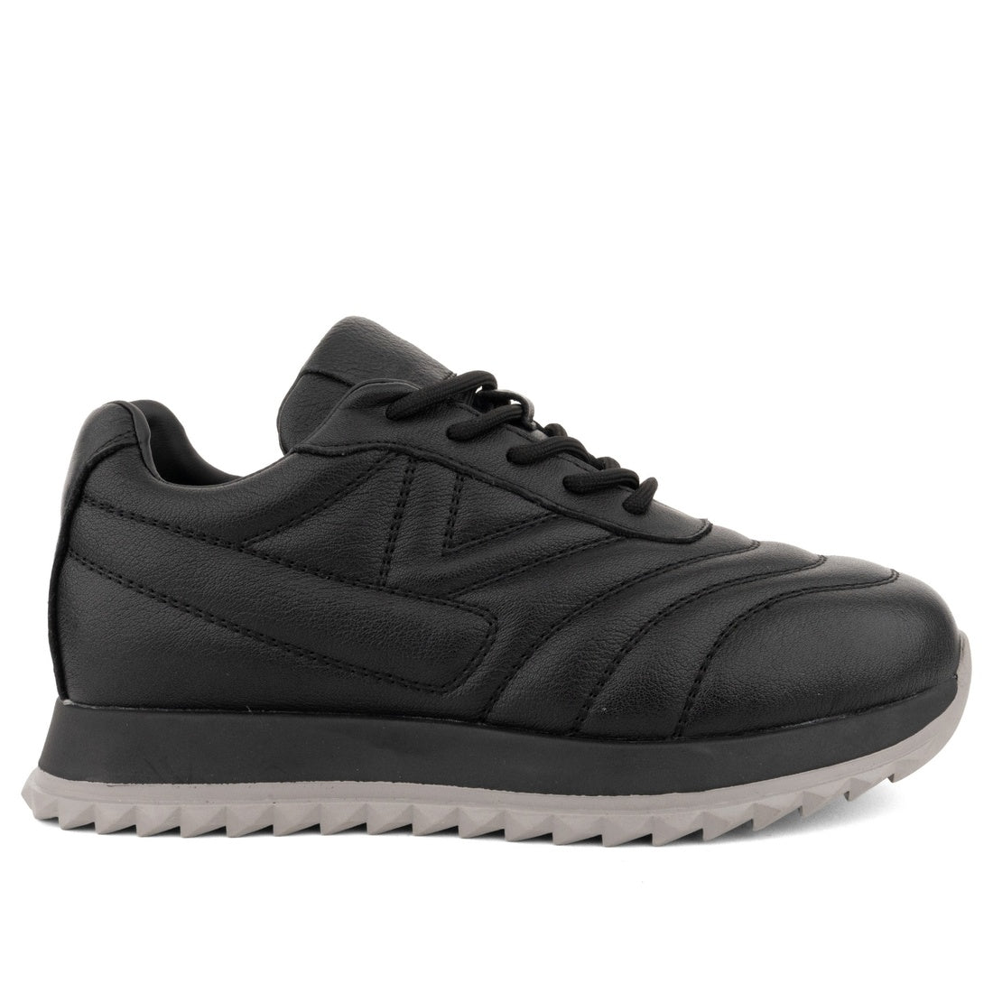 black casual closed leisure